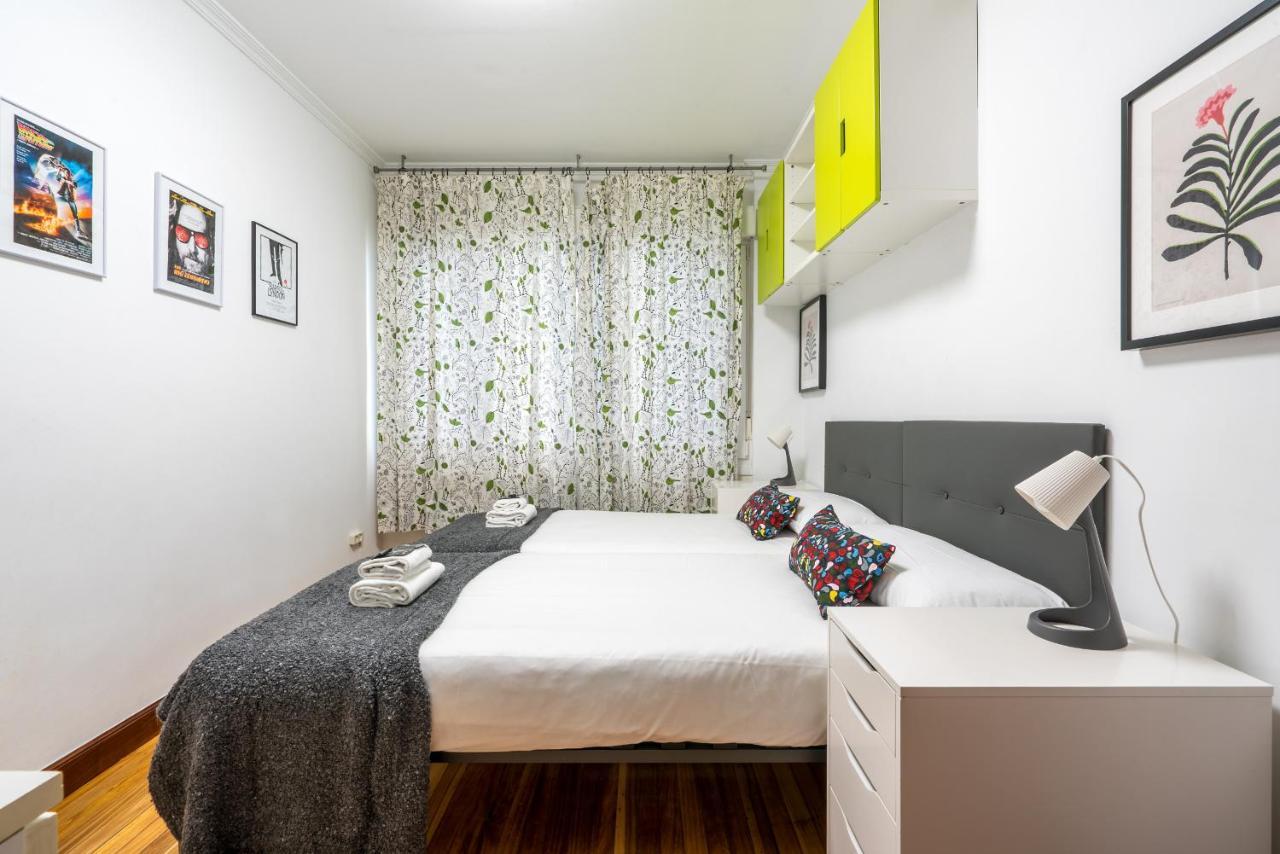 Ybarra Apartment By People Rentals Bilbau Exterior foto